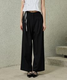 ARI（アリ）の「TOMO WIDE SLACKS / BLACK（スラックス）」
