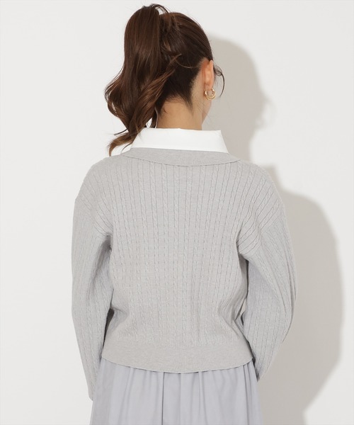 AND COUTURE(アンドクチュール)の「シャツ襟ケーブルニット(ニット/セーター・レディース・ブルー/ライトグレー/ピンク/ブラック・FREE)」の14枚目の写真
