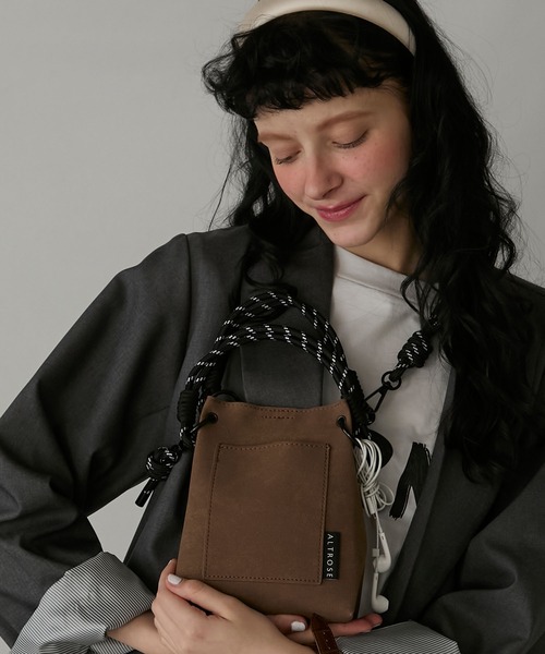 BONLECILL Marche(ボンルシールマルシェ)の「【BONLECILL Marche】2wayパラコードショルダーバッグ(ショルダーバッグ・レディース・アイボリー/ブラック/ブラウン・FREE)」の3枚目の写真