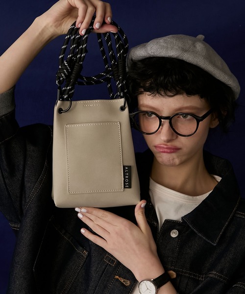 BONLECILL Marche(ボンルシールマルシェ)の「【BONLECILL Marche】2wayパラコードショルダーバッグ(ショルダーバッグ・レディース・アイボリー/ブラック/ブラウン・FREE)」の2枚目の写真
