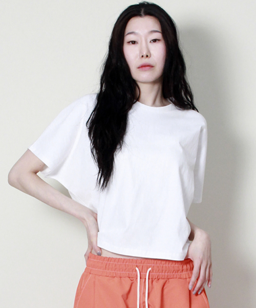 DEMARC(ドゥマーク)の「ソリッドセミクロップフレンチハーフスリーブTシャツアイボリー(Tシャツ/カットソー・レディース・その他・LARGE/MEDIUM)」の3枚目の写真