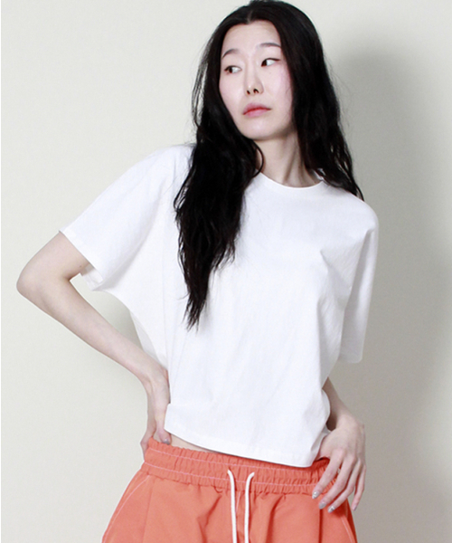 DEMARC(ドゥマーク)の「ソリッドセミクロップフレンチハーフスリーブTシャツアイボリー(Tシャツ/カットソー・レディース・その他・LARGE/MEDIUM)」の4枚目の写真