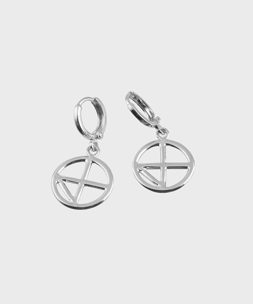 NONENON(ノンノン)の「COMPASS DROP EAR(ピアス(両耳用)・レディース・その他・FREE)」の2枚目の写真
