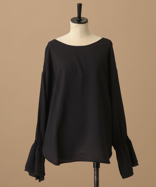 A part by（アパートバイ）の「【セレモニー】Ｃ＊アシメフリルブラウス（シャツ/ブラウス・レディース・ブラック/オフホワイト/アイボリー・FREE）」の4枚目の写真