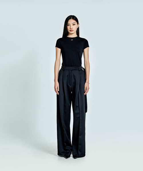 51PERCENT FOR WOMAN(51パーセントフォーウーマン)の「Boyfriend Louver Calm pants - Black (woman)(スラックス・レディース・その他・SMALL/MEDIUM)」の2枚目の写真
