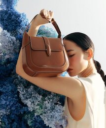 BBYB（ビービーワイビー）の「エコル ミディアムショルダーバッグ (ブラウン)（ショルダーバッグ）」