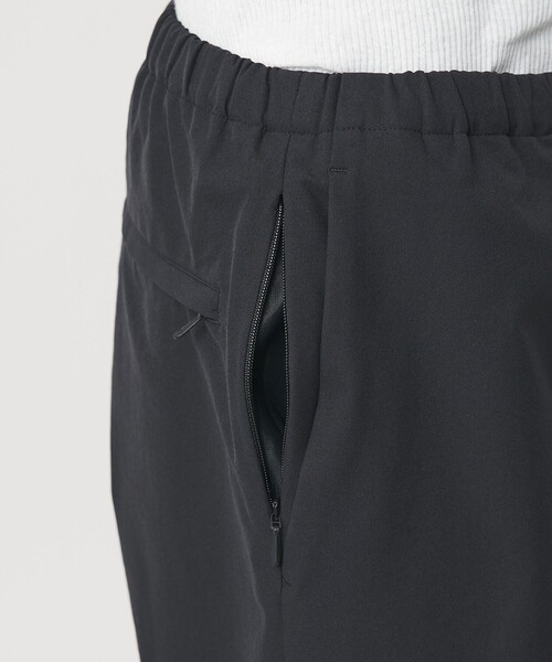 Aer(エアー)の「<Aer x BEAUTY&YOUTH>ユーティリティー ワイド パンツ 撥水 ストレッチ(その他パンツ・メンズ・ブラック/オリーブ・S/M/L)」の10枚目の写真