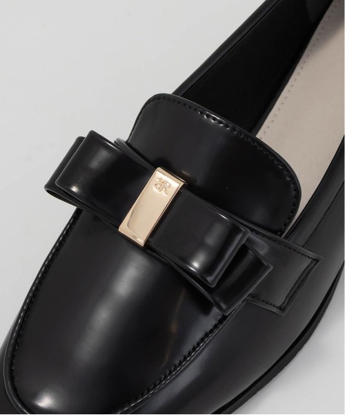 RANDA(ランダ)の「晴雨兼用 クラシックリボンローファー(ローファー・レディース・アイボリー/ブラック/ブラック系その他・L/S/M/LL)」の13枚目の写真