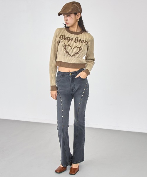 ANAP(アナップ)の「ハートジャガードクロップドタイトニット(ニット/セーター・レディース・ブラウン/ブルー・F)」の7枚目の写真