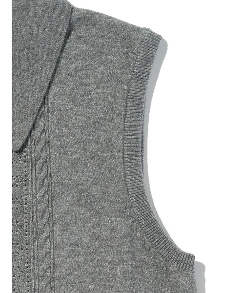 Levi's(リーバイス)の「Levi's/リーバイス スーパーソフト ミニ ラッフル ベスト トップ(ベスト・レディース・グレー・XS/S/M)」の5枚目の写真