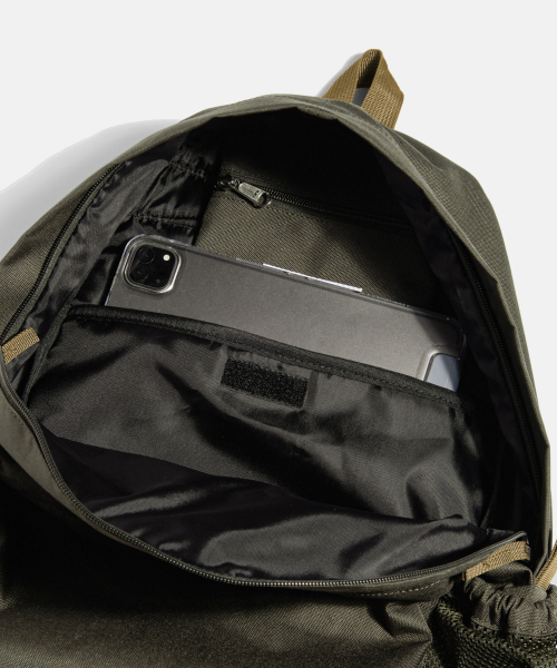 ESPIONAGE（エスピオナジ）の「Utility Daypack Olive（バックパック/リュック・メンズ・その他・ONE SIZE）」の13枚目の写真
