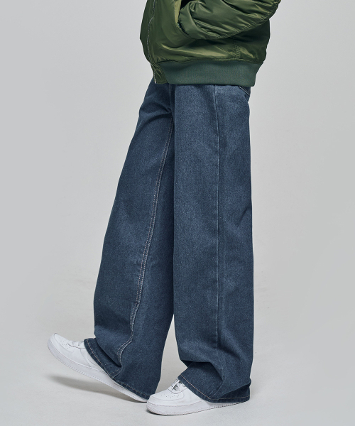 CHICKS（チックス）の「セミワイドストレートデニムパンツ中青（デニムパンツ・レディース・その他・S/M/L/XL）」の4枚目の写真
