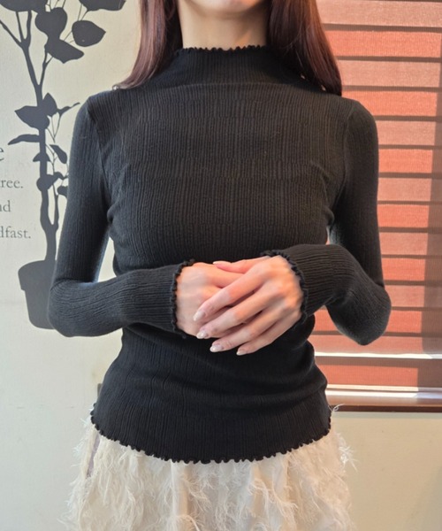 tolene(トレネ)の「メロー使いハイネックトップス(Tシャツ/カットソー・レディース・ブラック/ホワイト・FREE)」の20枚目の写真