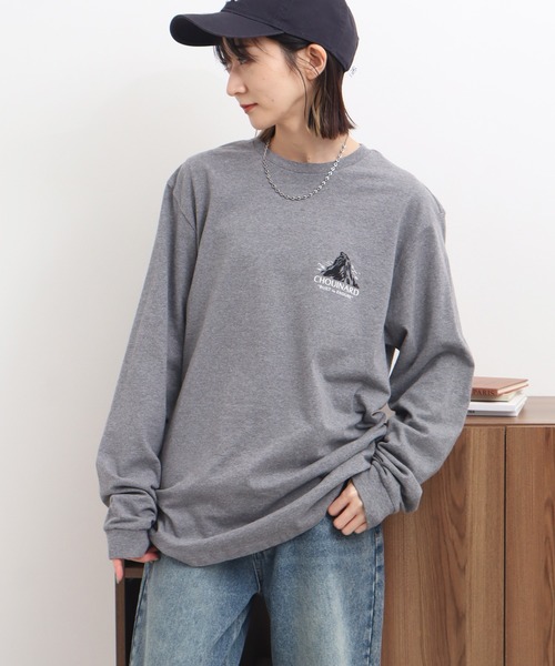 patagonia（パタゴニア）の「【Patagonia/パタゴニア】Long-sleeved Chouinard Crest Responsibili-Tee/ロングスリーブ シュイナード クレスト レスポンシビリティーTシャツ（Tシャツ/カットソー・メンズ・ブラック/グレー・M/XL/S/L）」の2枚目の写真