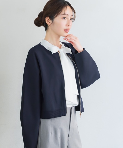 coca(coca)(コカ)の「ニットブルゾン | セレモニー オフィス ママスーツ 卒業式(ブルゾン・レディース・ネイビー/ベージュ・M/L)」の2枚目の写真