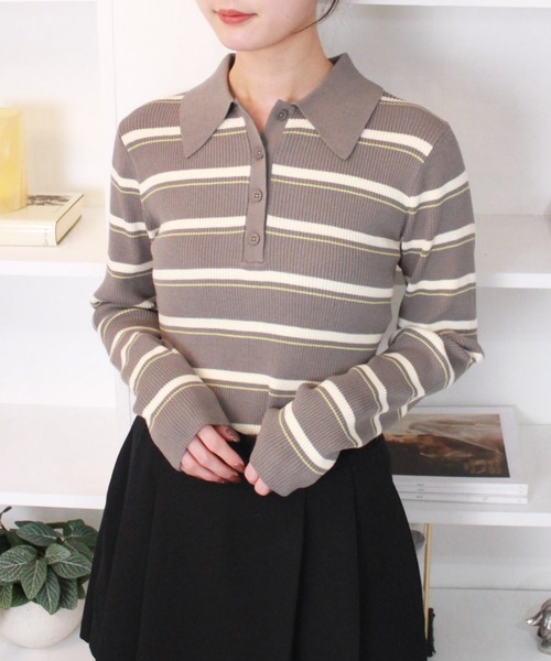 Reurie'（レウリィ）の「ボーダーポロニット / 長袖 配色 カジュアル ノームコア 韓国 バイカラー 水色ニット ブルーブラウン（ニット/セーター・レディース・グレー/ブルー・FREE）」の2枚目の写真