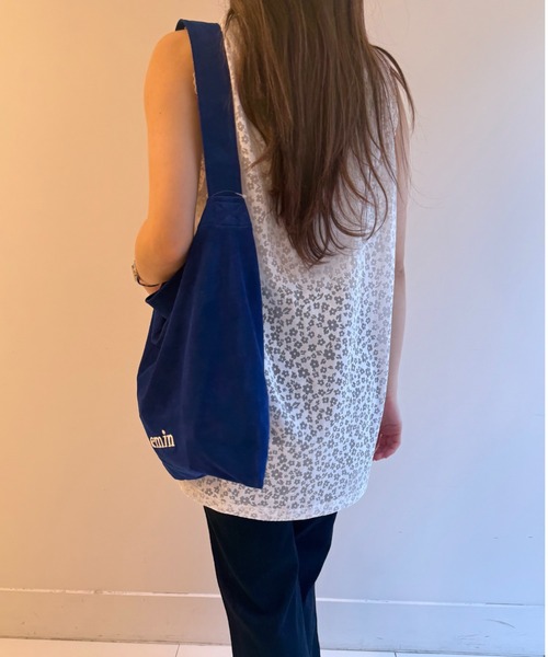 RHEEMIN(リーミン)の「SUEDE LETTER BAG(ショルダーバッグ・レディース・マスタード/コバルトブルー/ブラウン・FREE)」の19枚目の写真