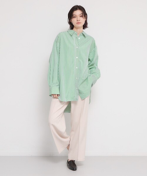 THE SHOP TK （ザ ショップ ティーケー ）の「ゆったりシルエットで体型カバー ロングシャツ（シャツ/ブラウス・レディース・ダークグリーン系2/オフホワイト/ネイビー系2・99）」の12枚目の写真