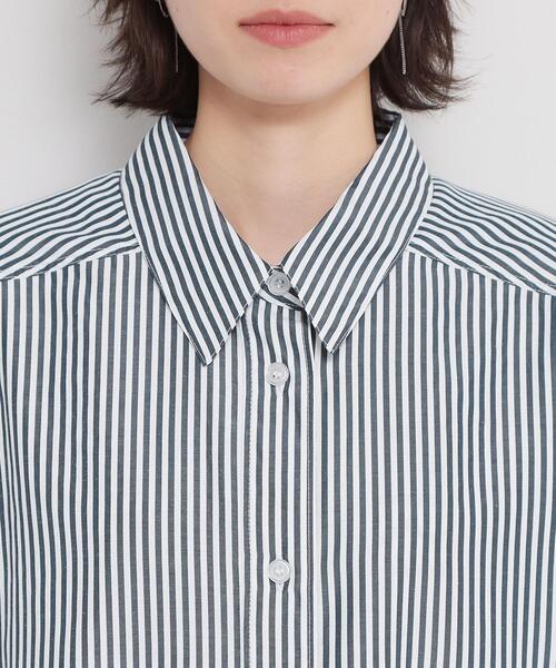 THE SHOP TK （ザ ショップ ティーケー ）の「ゆったりシルエットで体型カバー ロングシャツ（シャツ/ブラウス・レディース・ダークグリーン系2/オフホワイト/ネイビー系2・99）」の21枚目の写真