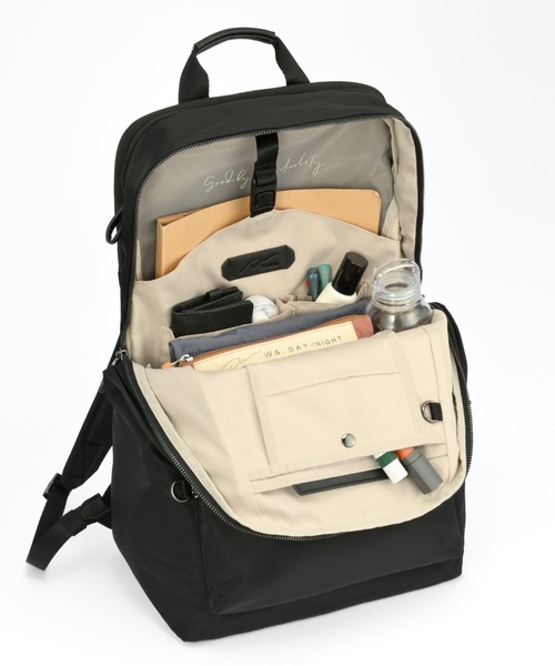 W&.Day/Night(ダブルアンド デイナイト)の「リュックサック ポッケス ハグリュック3 25L B4サイズ 15.6インチPC サコッシュ付属 20213(バックパック/リュック・レディース・ダークグレー/ブラック・FREE)」の21枚目の写真