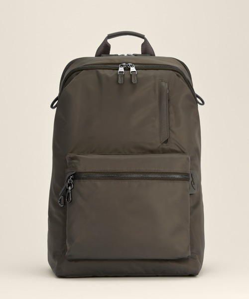 W&.Day/Night(ダブルアンド デイナイト)の「リュックサック ポッケス ハグリュック3 25L B4サイズ 15.6インチPC サコッシュ付属 20213(バックパック/リュック・レディース・ダークグレー/ブラック・FREE)」の13枚目の写真