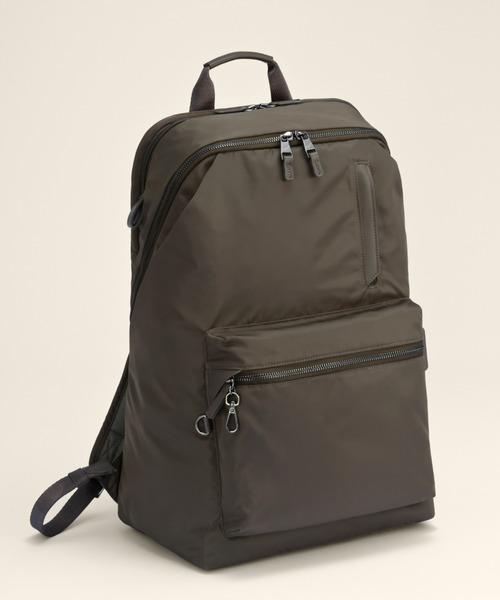 W&.Day/Night(ダブルアンド デイナイト)の「リュックサック ポッケス ハグリュック3 25L B4サイズ 15.6インチPC サコッシュ付属 20213(バックパック/リュック・レディース・ダークグレー/ブラック・FREE)」の14枚目の写真