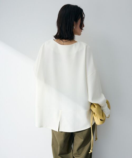 Green　Parks（グリーンパークス）の「袖スリットカットプルオーバー（Tシャツ/カットソー・レディース・ブラック/グリーン/グレイッシュベージュ/オフホワイト・FREE）」の22枚目の写真