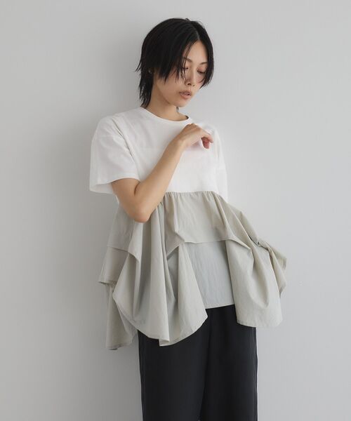 GARAGE OF GOOD CLOTHING(ガレージオブグッドクロージング)の「異素材MIXタックプルオーバー2(Tシャツ/カットソー・レディース・ベージュ/オフホワイト/ライトグレー・FREE)」の1枚目の写真