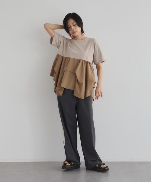 GARAGE OF GOOD CLOTHING(ガレージオブグッドクロージング)の「異素材MIXタックプルオーバー2(Tシャツ/カットソー・レディース・ベージュ/オフホワイト/ライトグレー・FREE)」の7枚目の写真