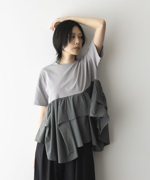 GARAGE OF GOOD CLOTHING(ガレージオブグッドクロージング)の「異素材MIXタックプルオーバー2(Tシャツ/カットソー・レディース・ベージュ/オフホワイト/ライトグレー・FREE)」の18枚目の写真