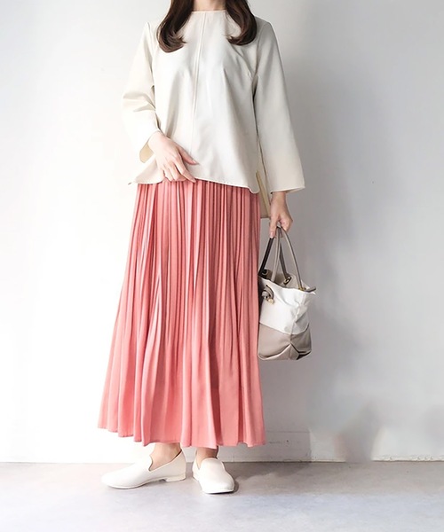 vent blanc(ヴァンブラン)の「denicher デニシェ Naturemier ラウンドネックブラウス(シャツ/ブラウス・レディース・ネイビー/ブラック/アイボリー・FREE)」の15枚目の写真