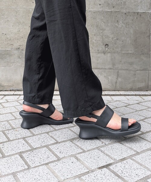 CAMPER（カンペール）の「[カンペール] LOUISE SANDAL / サンダル（サンダル・レディース・ブラック・23.0cm/24.0cm/25.5cm/25.0cm/23.5cm/22.5cm）」の11枚目の写真