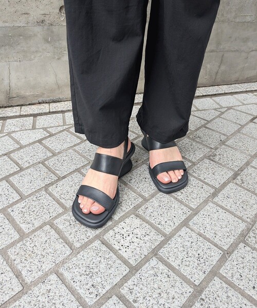 CAMPER（カンペール）の「[カンペール] LOUISE SANDAL / サンダル（サンダル・レディース・ブラック・23.0cm/24.0cm/25.5cm/25.0cm/23.5cm/22.5cm）」の7枚目の写真