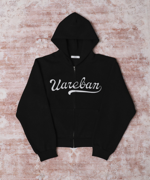 AREUBAN（アルバン）の「UAREBAN クロップフードジップアップ_ ピュアブラック（パーカー・メンズ・ブラック・2/3）」の2枚目の写真