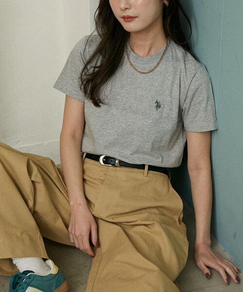 U.S. POLO ASSN.(ユーエスポロアッスン)の「U.S. POLO ASSN. × PUBLUX/ユーエスポロアッスン 別注 クルーネック Tシャツ 限定展開(Tシャツ/カットソー・レディース・ネイビー/ピンク/ブラウン/オフホワイト/グレー/ブラック・フリ-)」の3枚目の写真