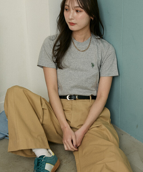 U.S. POLO ASSN.(ユーエスポロアッスン)の「U.S. POLO ASSN. × PUBLUX/ユーエスポロアッスン 別注 クルーネック Tシャツ 限定展開(Tシャツ/カットソー・レディース・ネイビー/ピンク/ブラウン/オフホワイト/グレー/ブラック・フリ-)」の7枚目の写真