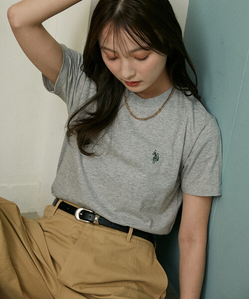 U.S. POLO ASSN.(ユーエスポロアッスン)の「U.S. POLO ASSN. × PUBLUX/ユーエスポロアッスン 別注 クルーネック Tシャツ 限定展開(Tシャツ/カットソー・レディース・ネイビー/ピンク/ブラウン/オフホワイト/グレー/ブラック・フリ-)」の13枚目の写真