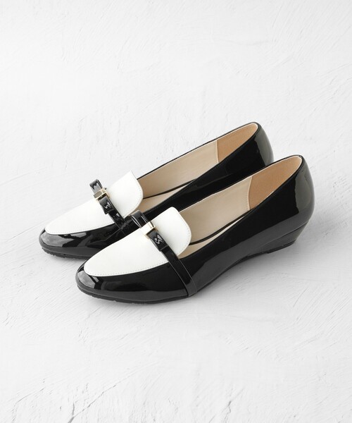 TOCCA（トッカ）の「TINY RIBBON  RAIN ROAFER レインパンプス（パンプス・レディース・ブラック系5/ブラック系/シルバー系/ネイビー系・35/39/37/36/38）」の13枚目の写真