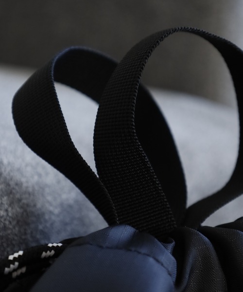 VISION STREET WEAR(ヴィジョンストリートウェア)の「VISION STREET WEAR Knapsack ナップサック(バックパック/リュック・メンズ・ブラック×ホワイト/ブラック×レッド/ブラック・FREE)」の14枚目の写真