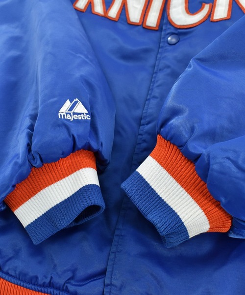 NBA/NFL/NHL/MLB(エヌビーエーエヌエフエルエヌエイチエルエムエルビー)の「【USED】90’s HARDWOOD CLASSICS “NBA New York Knicks” ナイロン アワードジャケット(スタジャン・メンズ・ブルー・XXX-LARGE)」の5枚目の写真