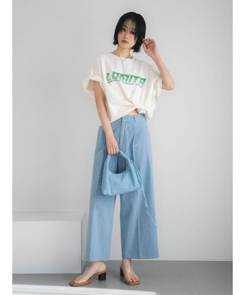 Ungrid（アングリッド）の「タックデザインネップデニム（デニムパンツ・レディース・ライトブルー/ブルー・MEDIUM/SMALL）」の6枚目の写真
