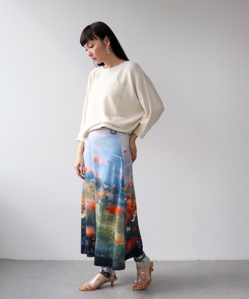 Three Four Time(スリーフォータイム)の「フラワー転写プリントスカート(スカート・レディース・グレー/ブルー・FREE)」の9枚目の写真