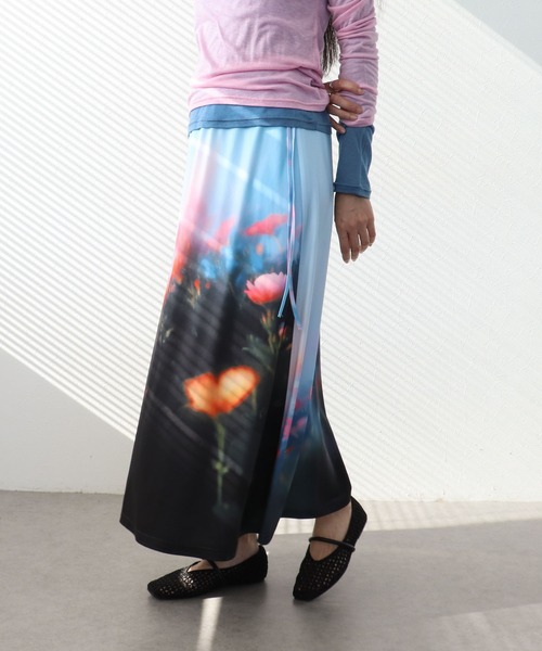 Three Four Time(スリーフォータイム)の「フラワー転写プリントスカート(スカート・レディース・グレー/ブルー・FREE)」の16枚目の写真