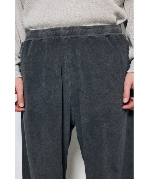 AZUL by moussy(アズールバイマウジー)の「パイルショートパンツ(スウェットパンツ・メンズ・ライトブラック/モカ/カーキ・X-LARGE/LARGE/MEDIUM)」の11枚目の写真