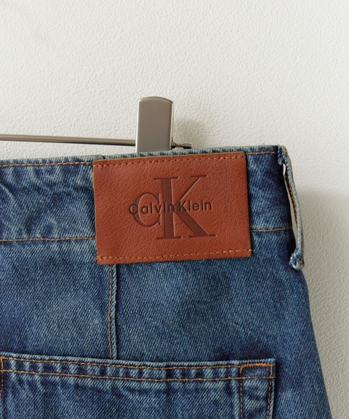 Calvin Klein（カルバン・クライン）の「Calvin Klein/カルバンクライン BARREL BENSON TROUSER ストレートシルエット ワイドデニムパンツ 2026年春夏（デニムパンツ・メンズ・インディゴブルー・32inch/30inch/28inch）」の6枚目の写真