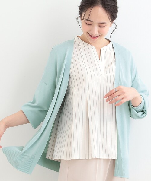 SHOO・LA・RUE（シューラルー）の「【洗濯機可/ひんやり/UV】さらっとしたタッチが心地よい ミドルカーディガン（カーディガン/ボレロ・レディース・グリーン系/ライトグレー/ブラック・04/03/02/01）」の3枚目の写真