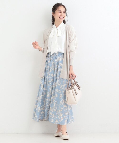 SHOO・LA・RUE（シューラルー）の「【洗濯機可/ひんやり/UV】さらっとしたタッチが心地よい ミドルカーディガン（カーディガン/ボレロ・レディース・グリーン系/ライトグレー/ブラック・04/03/02/01）」の19枚目の写真