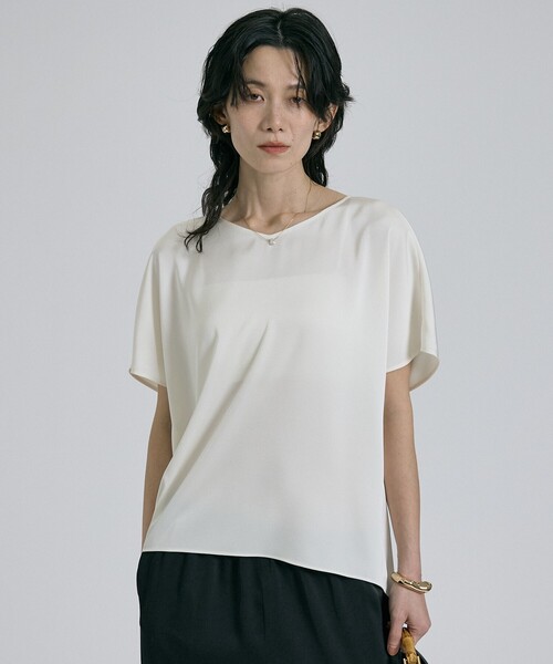 qualite（カリテ）の「【接触冷感＆吸水速乾】クールサテンブラウス/セットアップ対応/春服/夏服/きれいめカジュアル（シャツ/ブラウス・レディース・オフホワイト/ブラック/カーキ・36/38）」の16枚目の写真