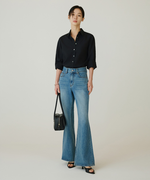 SIYAZU（シヤジュ）の「SITP5258 ルーズフィットリエールシャツ_ブラック（シャツ/ブラウス・レディース・ブラック・SMALL/MEDIUM）」の3枚目の写真