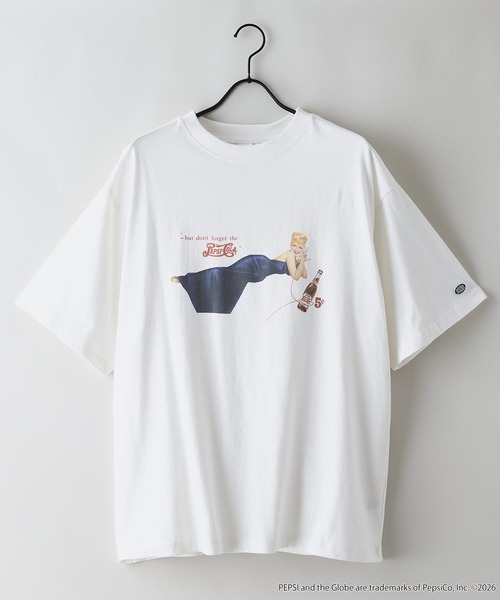 DISCUS（ディスカス）の「【DISCUS/ディスカス】【選べる丈感・PEPSI】DISCUS×ペプシ コラボTシャツ クロップド短丈・ルーズシルエット（Tシャツ/カットソー・レディース・ホワイト系その他2/ホワイト系その他・LARGE/MEDIUM）」の19枚目の写真